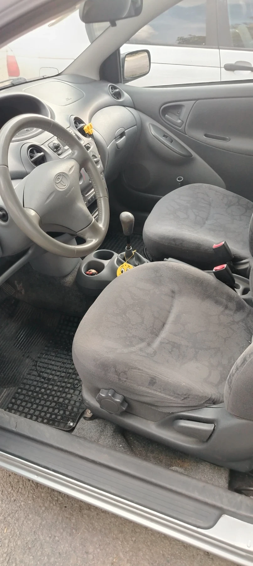 Toyota Yaris, снимка 8 - Автомобили и джипове - 54947738