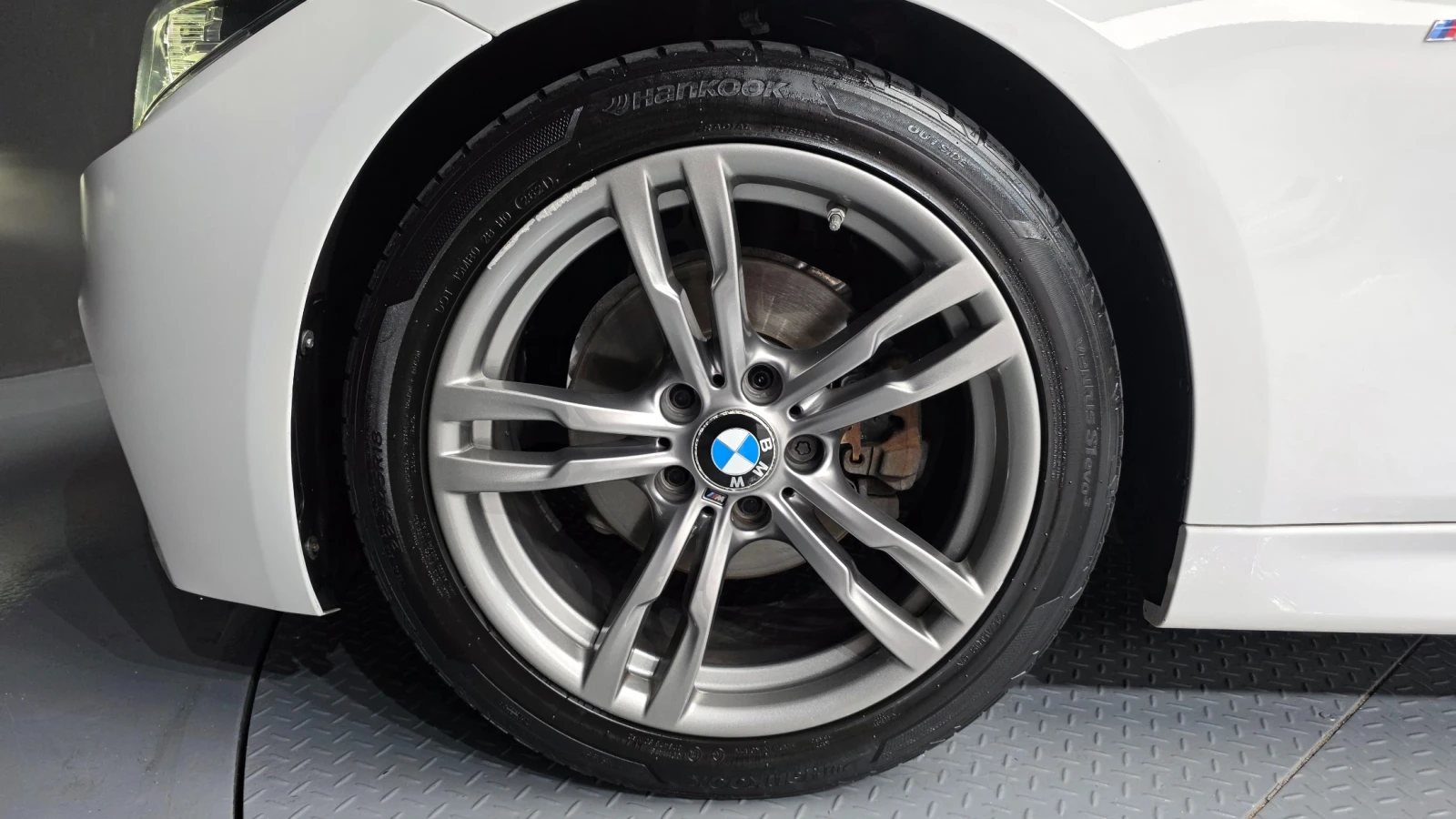 BMW 320 | М ПАКЕТ | HUD | ШИБИДАХ |  , снимка 5 - Автомобили и джипове - 55187781