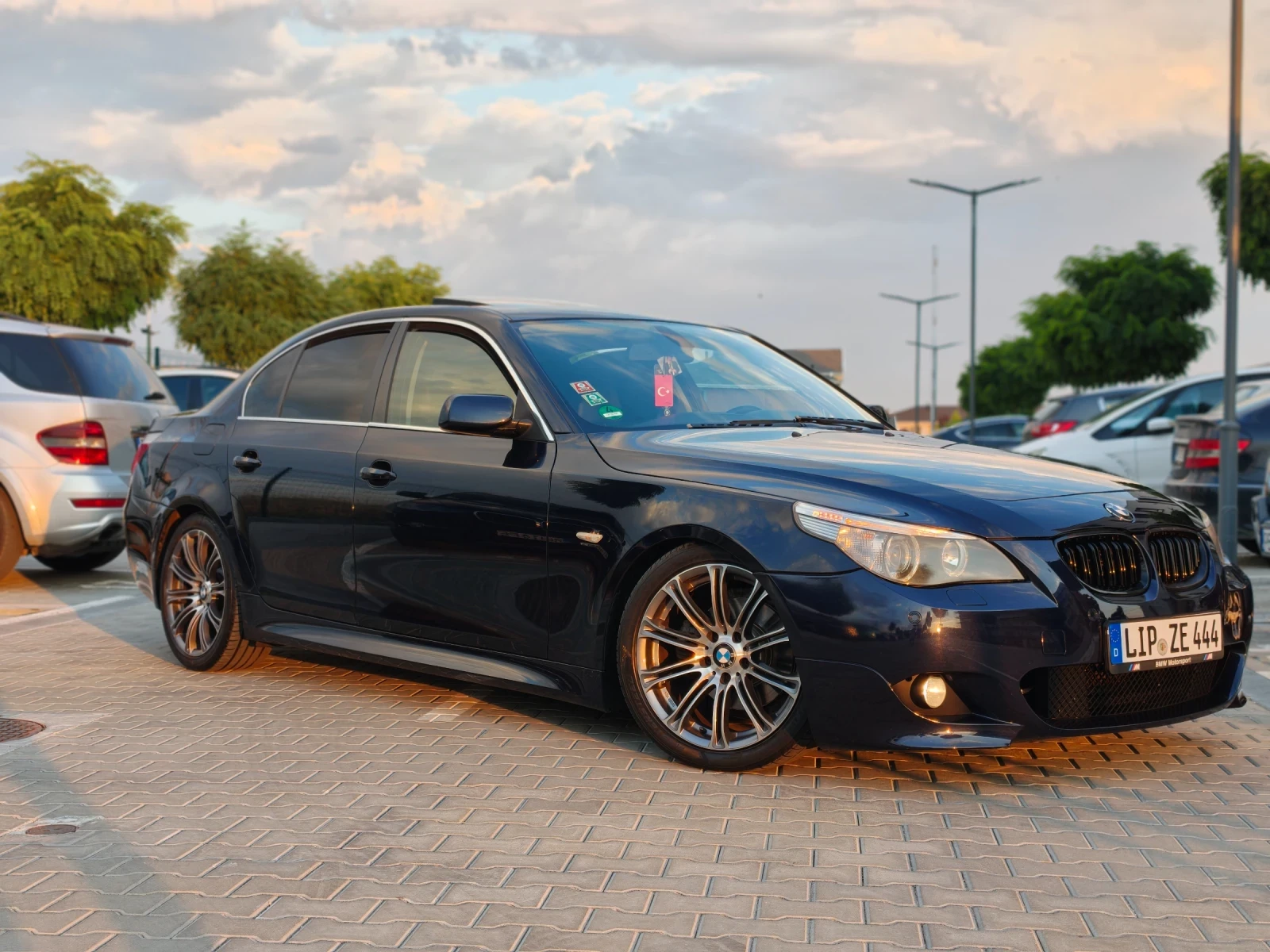 BMW 525