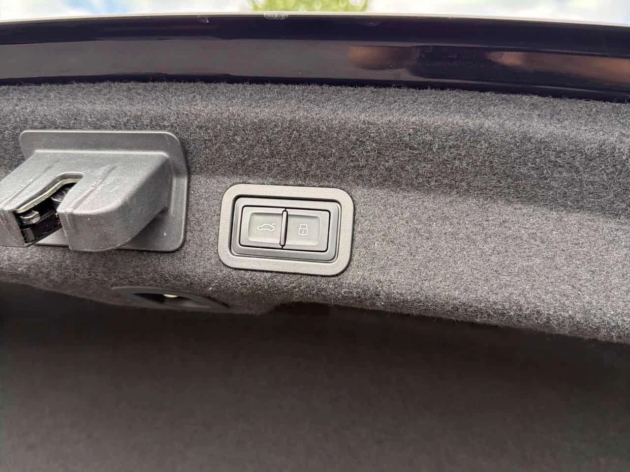 Audi A6 Technik  CARFAX, снимка 11 - Автомобили и джипове - 55603138