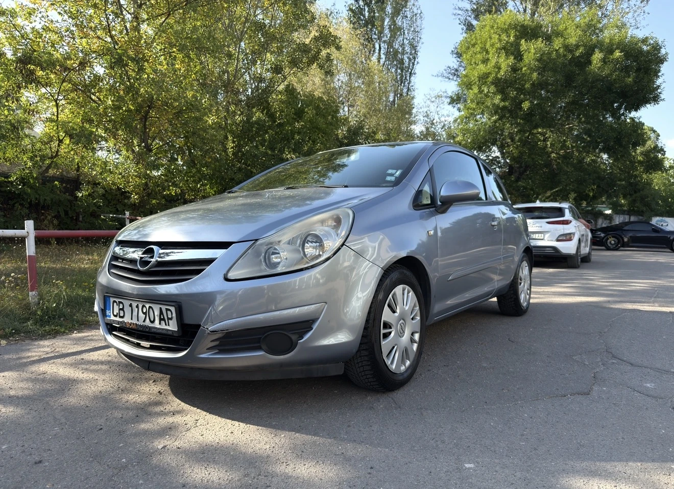 Opel Corsa 1.2, снимка 2 - Автомобили и джипове - 55645316