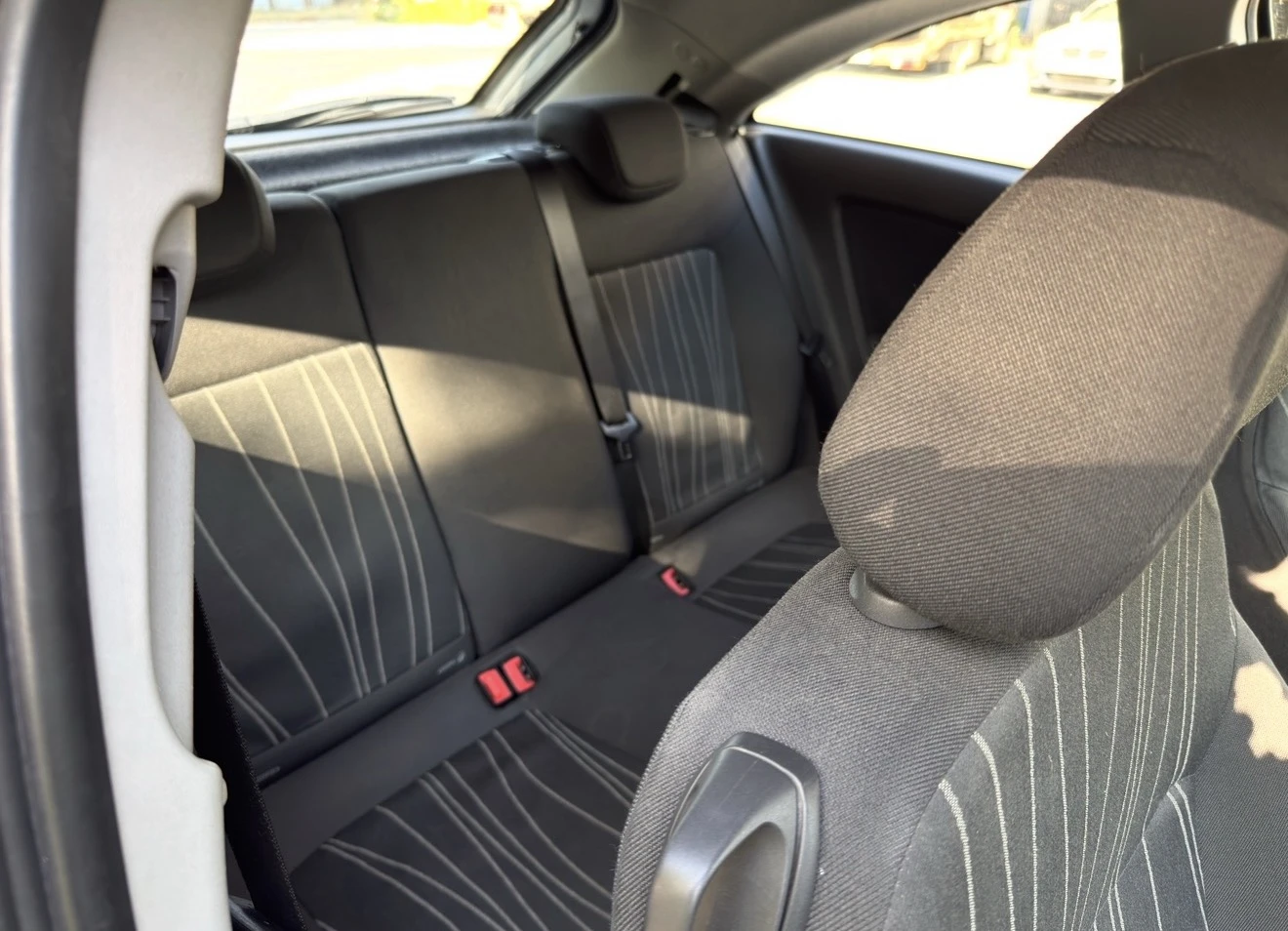 Opel Corsa 1.2, снимка 16 - Автомобили и джипове - 55645316