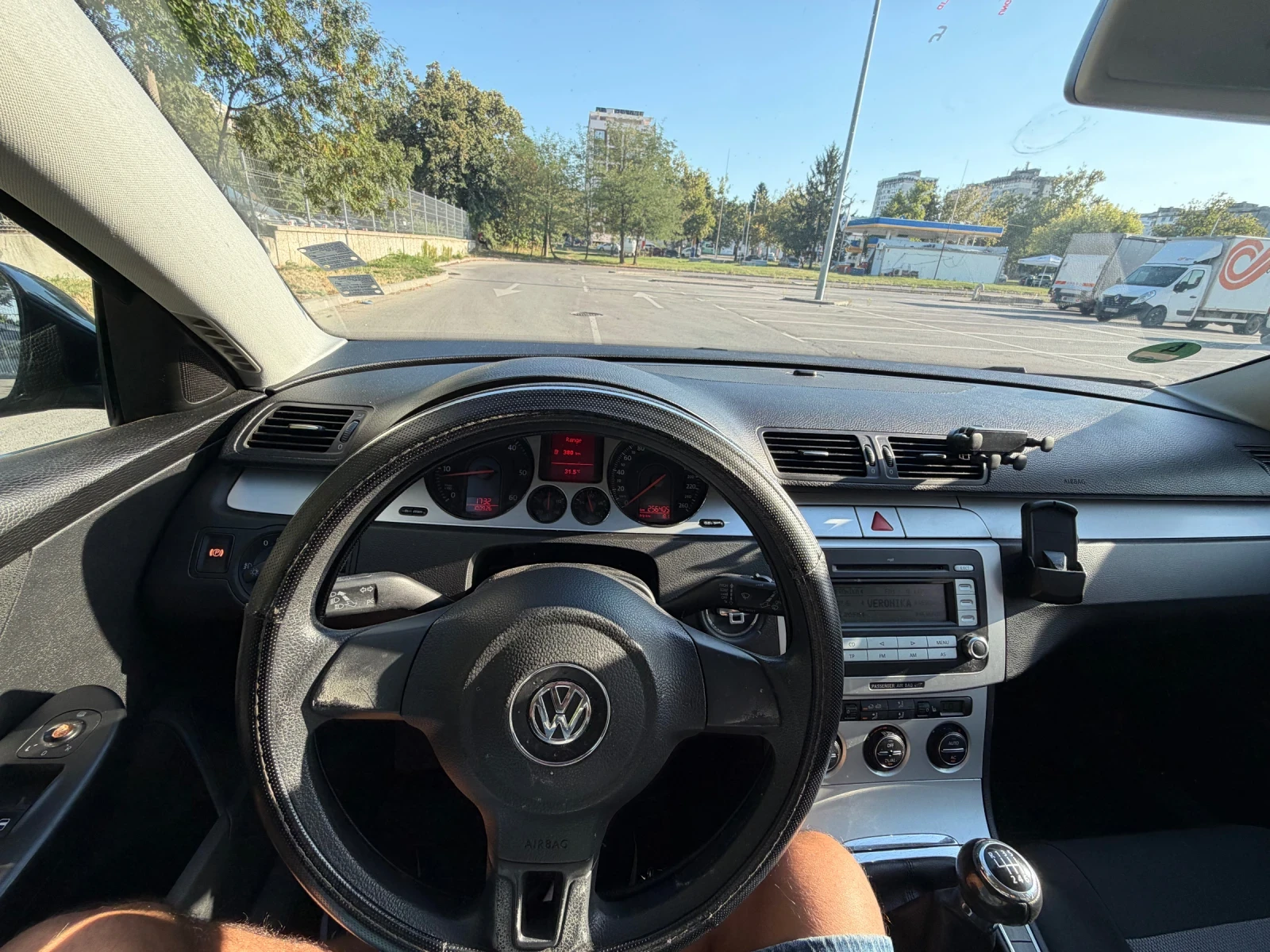 VW Passat 2.0 TDI, снимка 10 - Автомобили и джипове - 56022898
