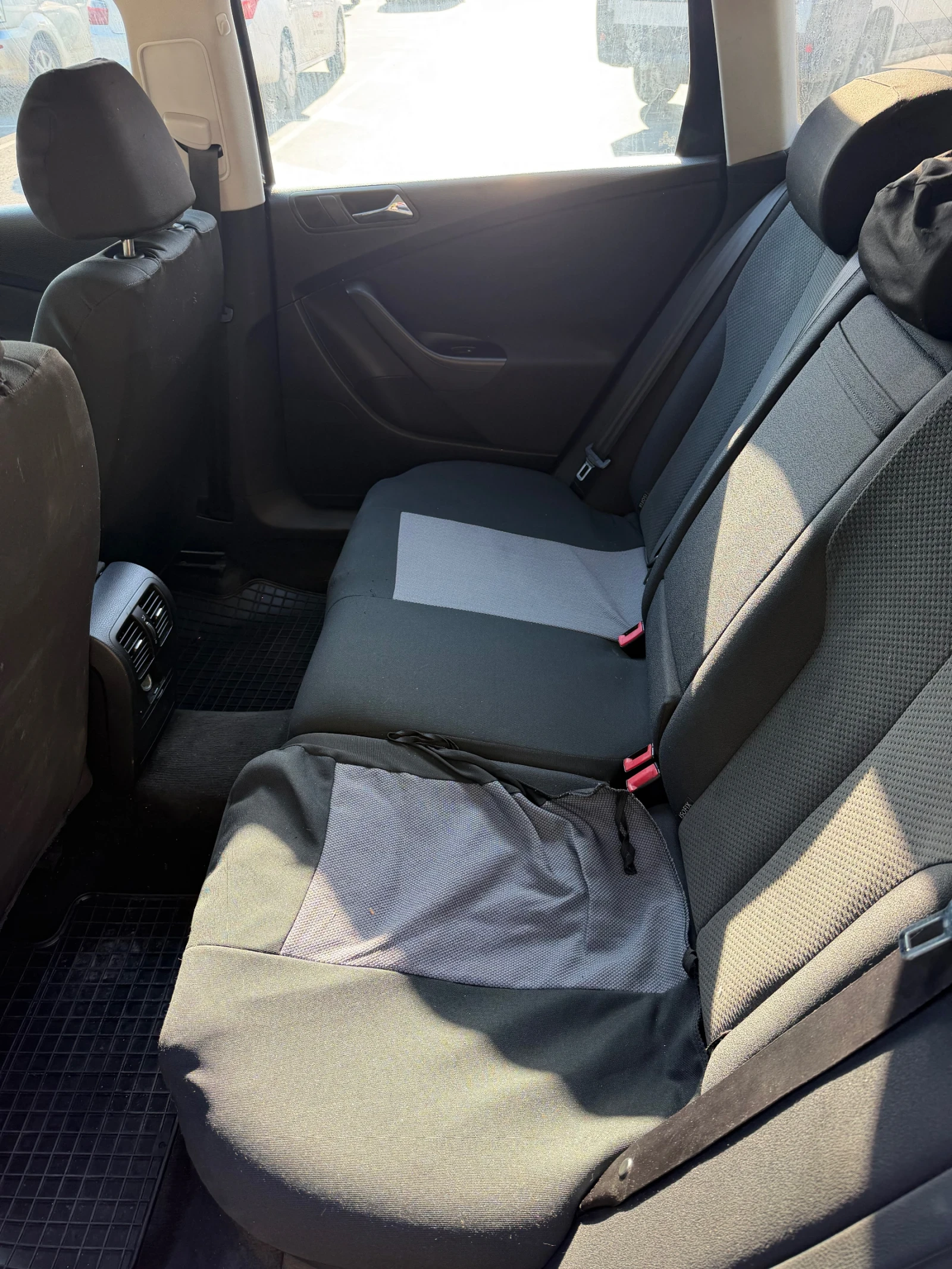 VW Passat 2.0 TDI, снимка 9 - Автомобили и джипове - 56022898