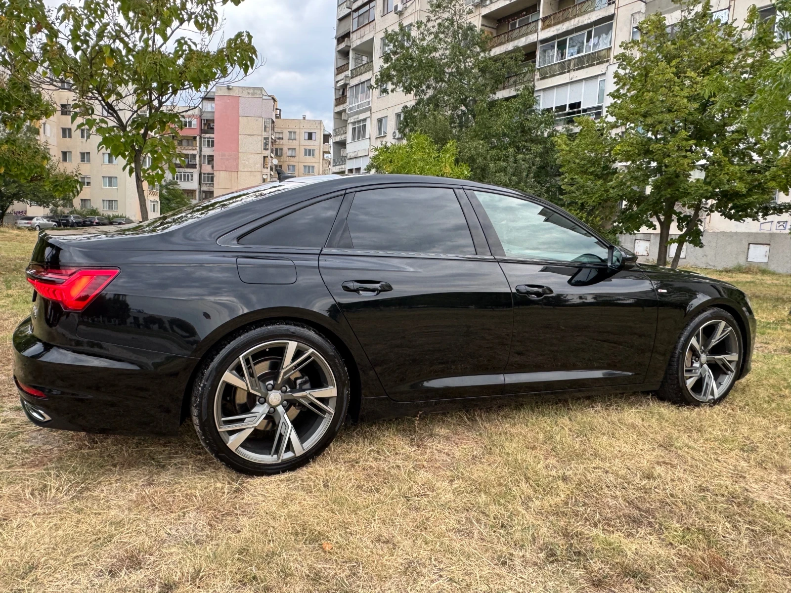 Audi A6 50 TDI/quattro/B&O/Distronic, снимка 5 - Автомобили и джипове - 56046134
