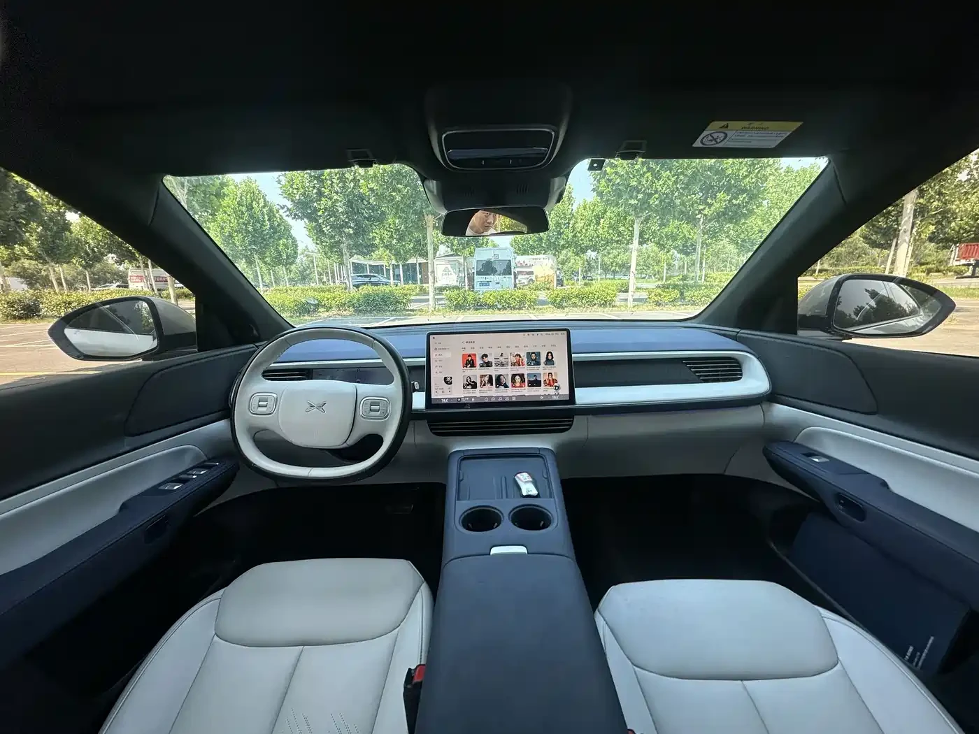Xpeng G6 580 Long Range Pro* PANORAMA* 360* КРАЙНА ЦЕНА* , снимка 8 - Автомобили и джипове - 56646269