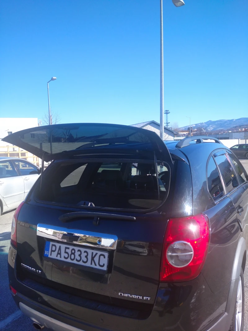 Chevrolet Captiva, снимка 7 - Автомобили и джипове - 48570382