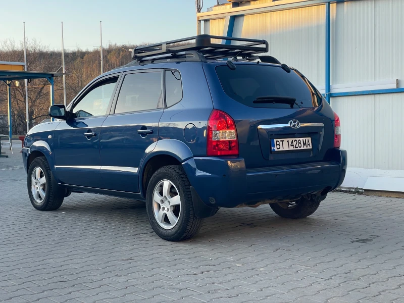 Hyundai Tucson 2.0 4x4 141 кс, снимка 5 - Автомобили и джипове - 49425917