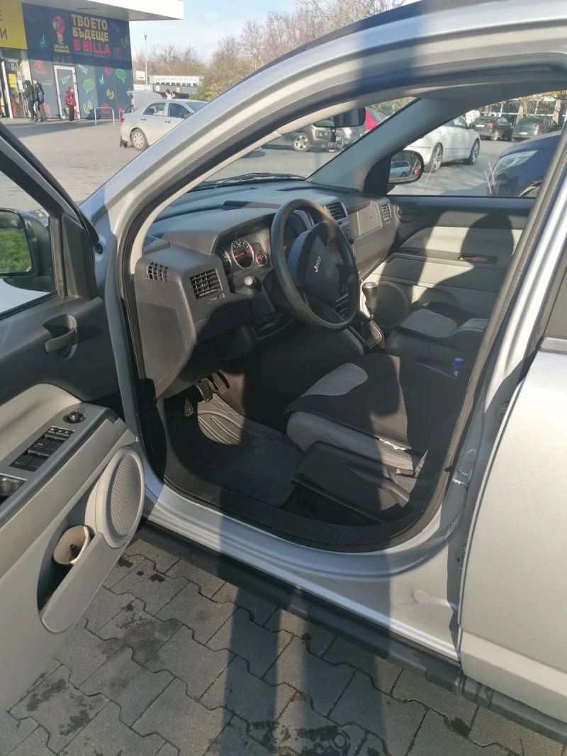 Jeep Compass Limited ГАЗОВ ИНЖЕКЦИОН, снимка 12 - Автомобили и джипове - 52655930