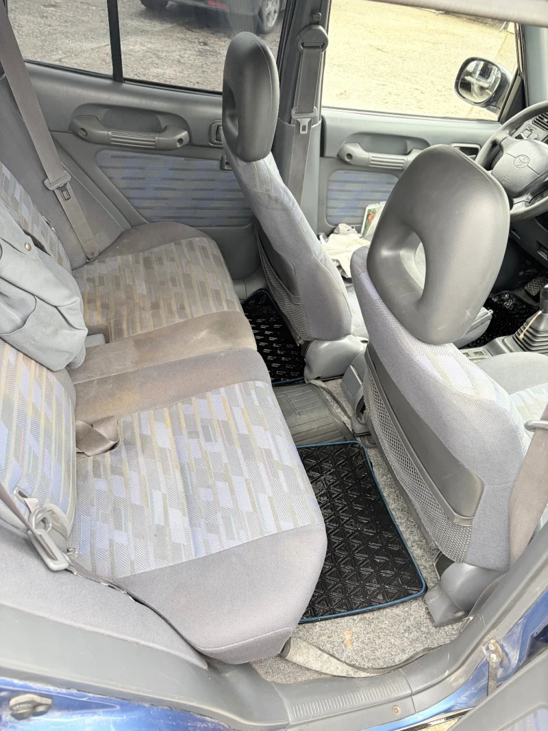 Toyota Rav4 2.0, снимка 8 - Автомобили и джипове - 53284139