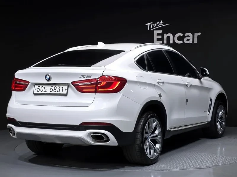 BMW X6 xDrive 30D, снимка 2 - Автомобили и джипове - 54750871