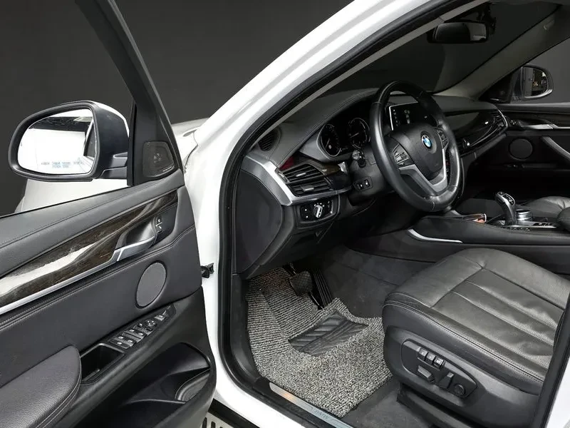 BMW X6 xDrive 30D, снимка 11 - Автомобили и джипове - 54750871