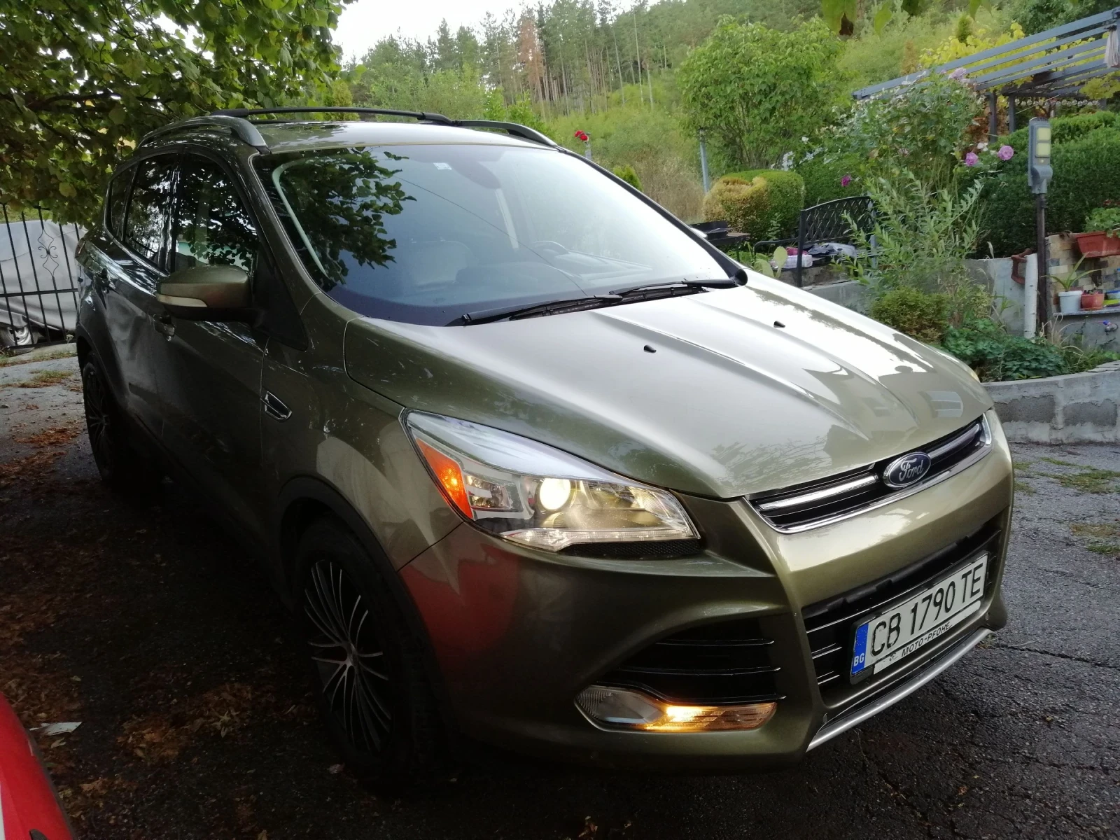 Ford Escape 2.0i /4x4 - изображение 3
