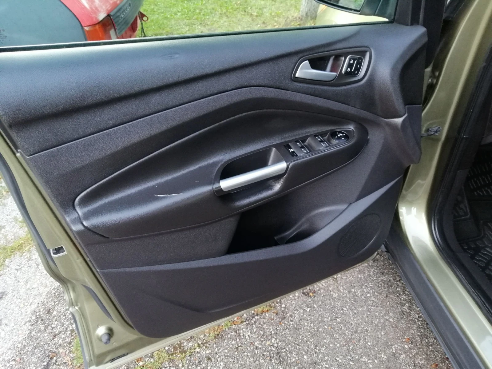 Ford Escape 2.0i /4x4 | Mobile.bg   13