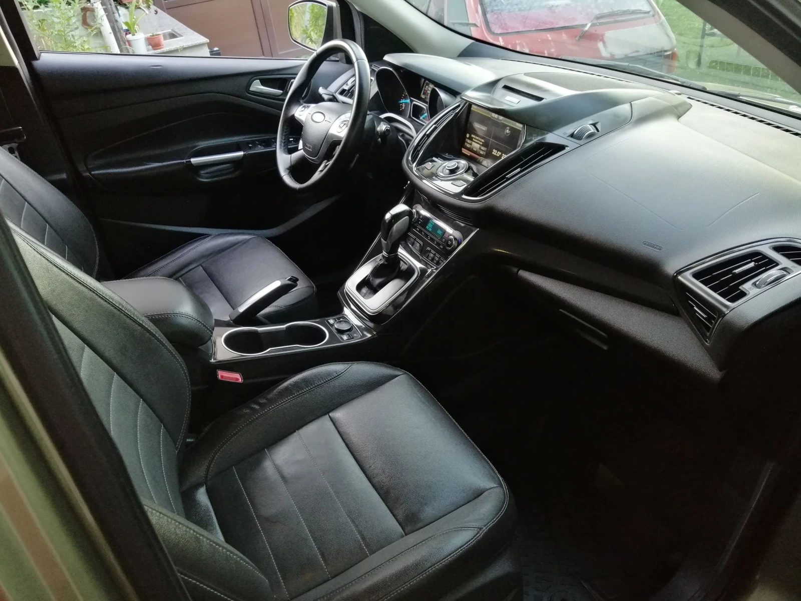 Ford Escape 2.0i /4x4 - изображение 10