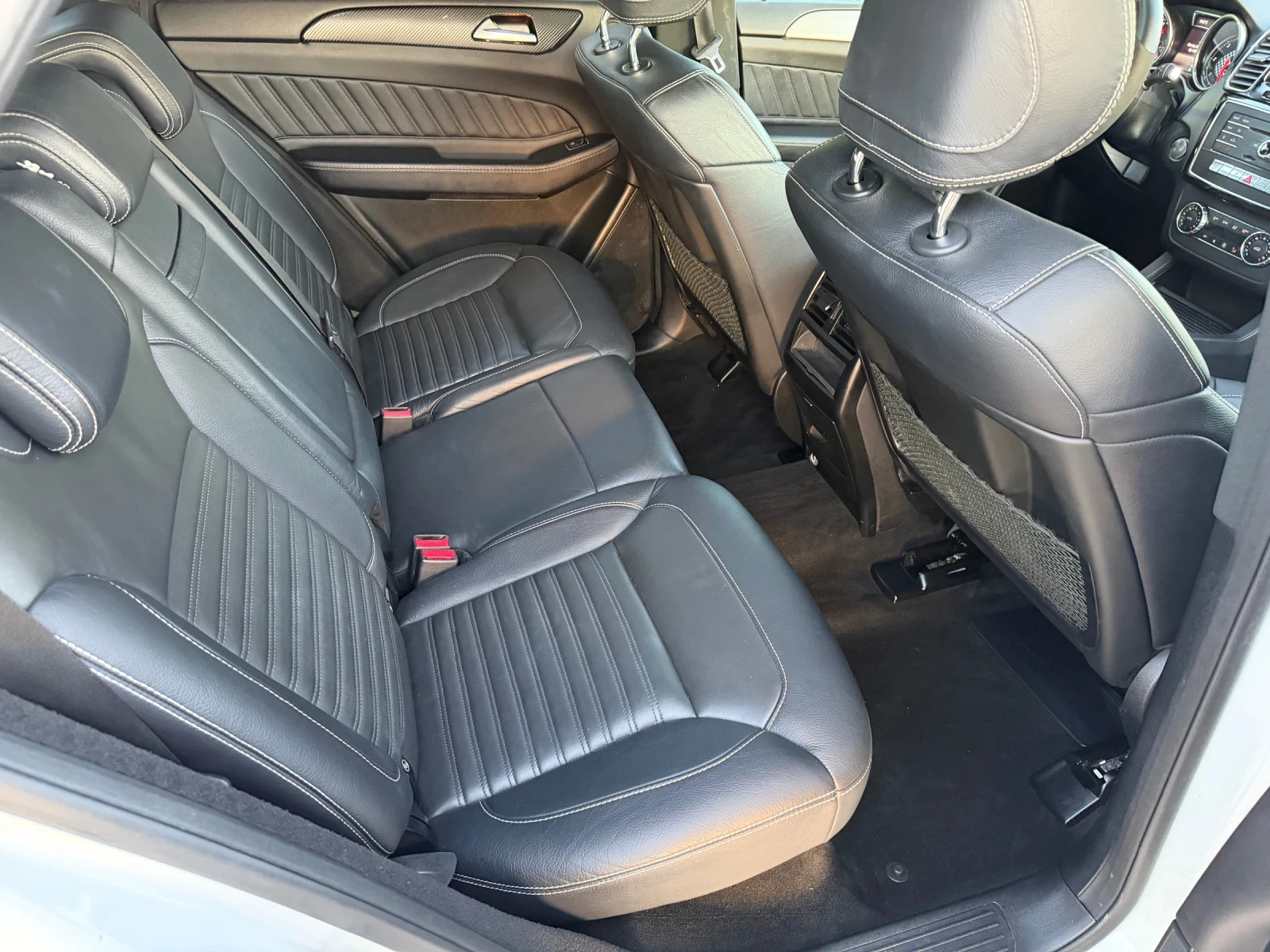 Mercedes-Benz GLE 350 * FULL* AMG пакет* Panorama* , снимка 10 - Автомобили и джипове - 53870101