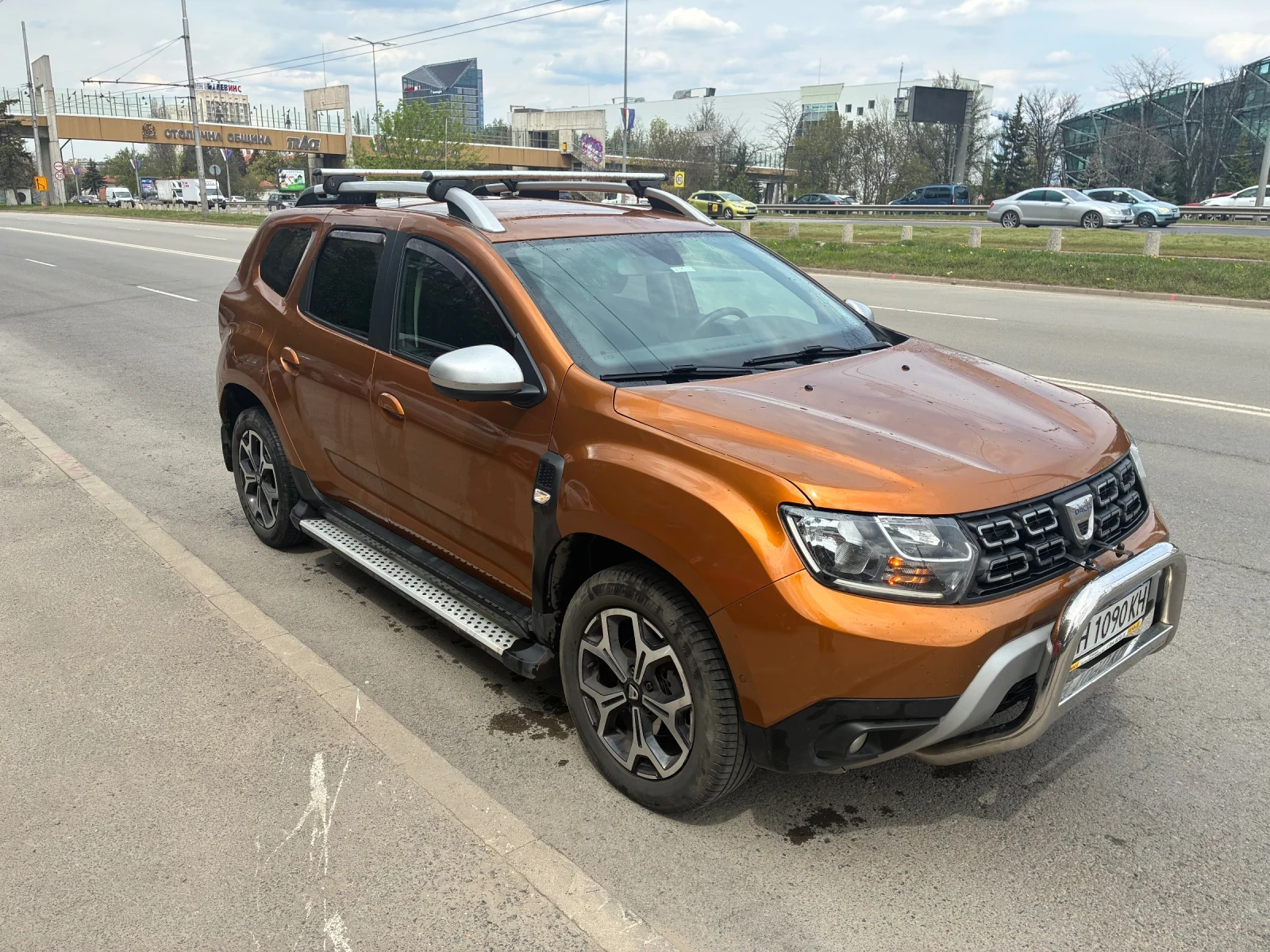 Dacia Duster, снимка 2 - Автомобили и джипове - 54255596