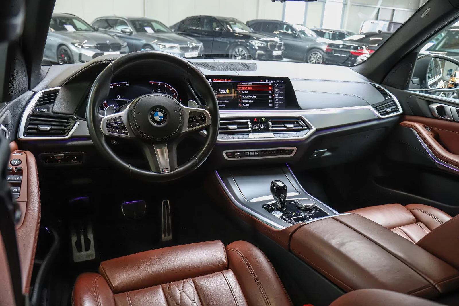 BMW X5 40i/333HP/4x4/M-SPORT/360/MEMO/LED/NAVI/189q | Mobile.bg � ����������� 7
