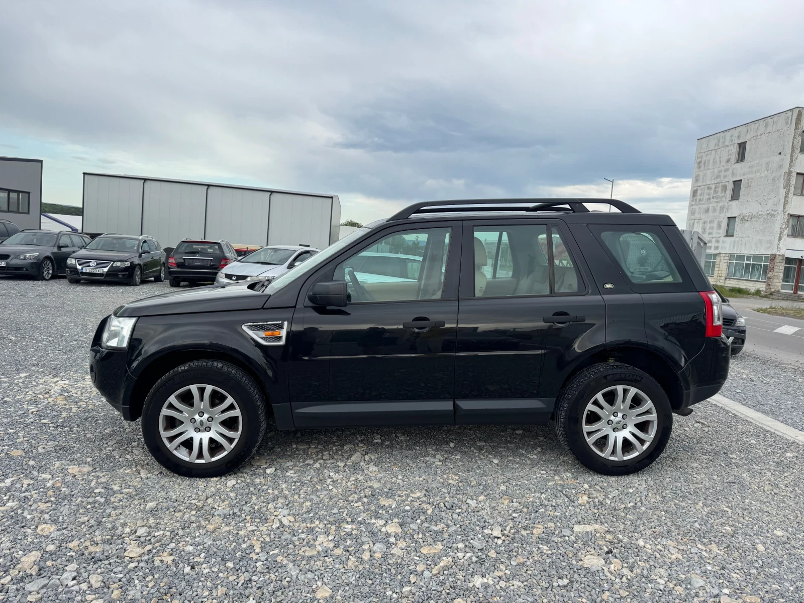 Land Rover Freelander 2.0 KLIMATIK, снимка 8 - Автомобили и джипове - 54632837