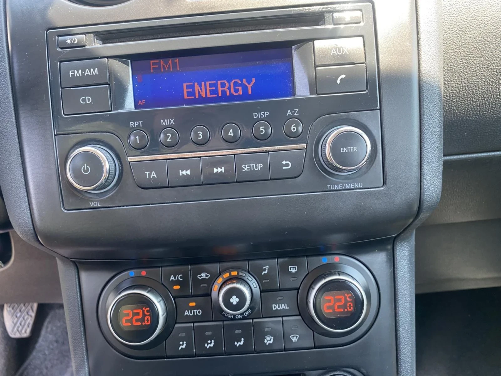 Nissan Qashqai 1.6i Фабрична ГАЗ , снимка 13 - Автомобили и джипове - 55351419