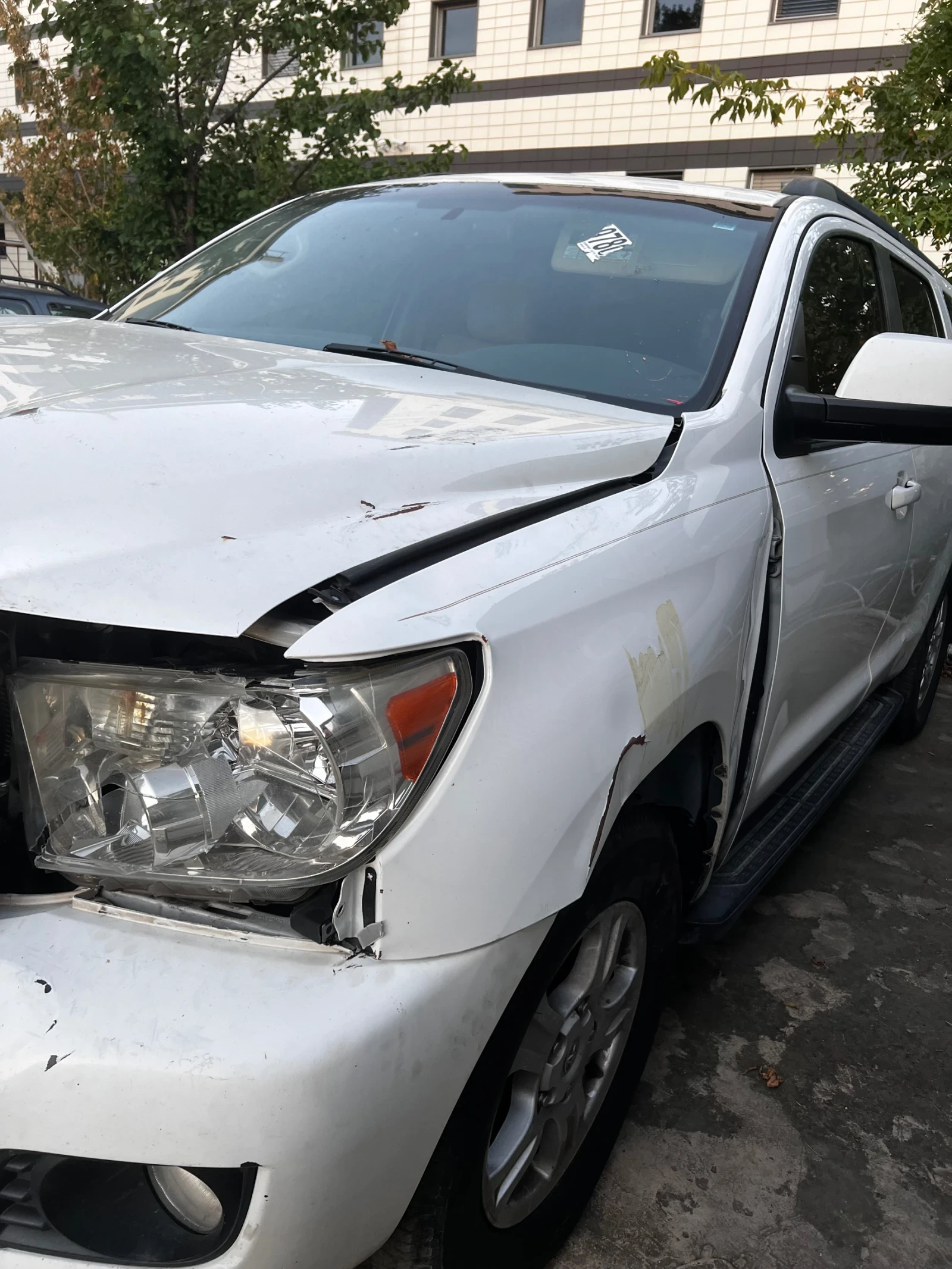 Toyota Sequoia, снимка 3 - Автомобили и джипове - 56012859