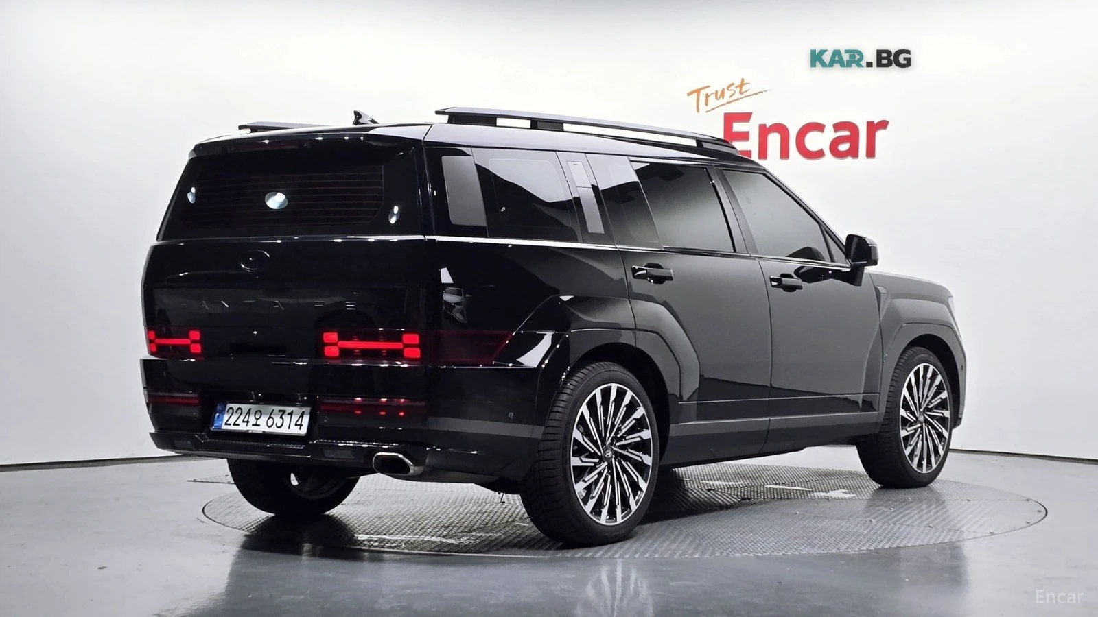 Hyundai Santa fe 2.5T* 4WD* CALLIGRAPHY* ПОДГРЕВ* ОБДУХВАНЕ* 360* H, снимка 2 - Автомобили и джипове - 56101979