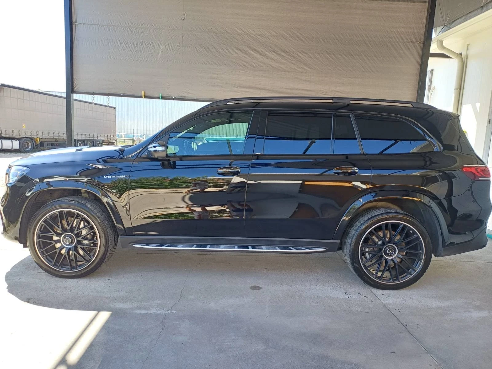 Mercedes-Benz GLS 63 AMG, снимка 3 - Автомобили и джипове - 56244020
