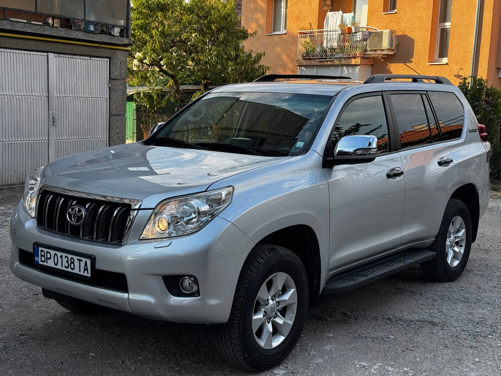 Toyota Land cruiser 3.0d4d* 190к.с.* Автомат* Keyless