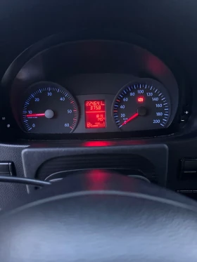 VW Crafter 2.5 TDI 136 к.с., снимка 12