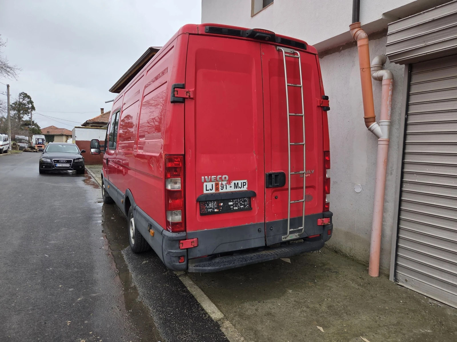 Iveco 35S18 3.0 180 КС * КЛИМА * MAXI * ТОВАРОПЪТНИК  - изображение 3