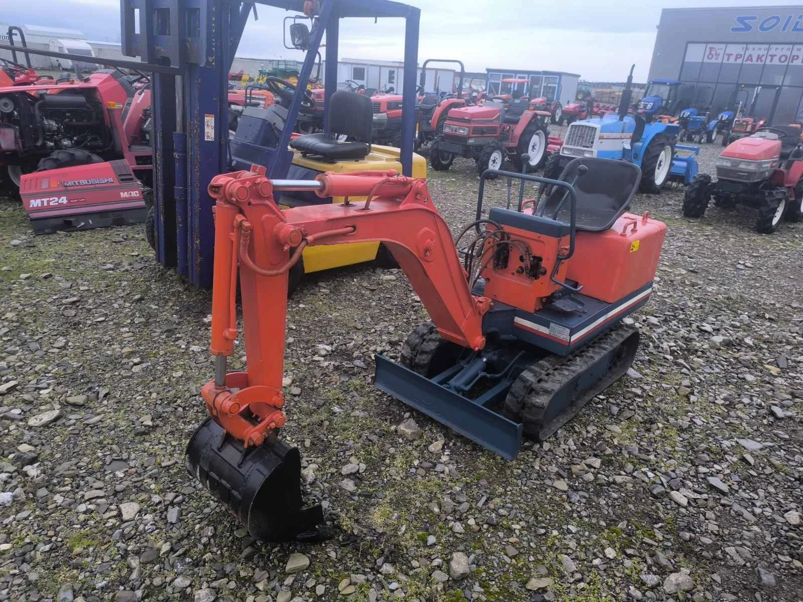 ����� Kubota KH007 | Mobile.bg � ����������� 1