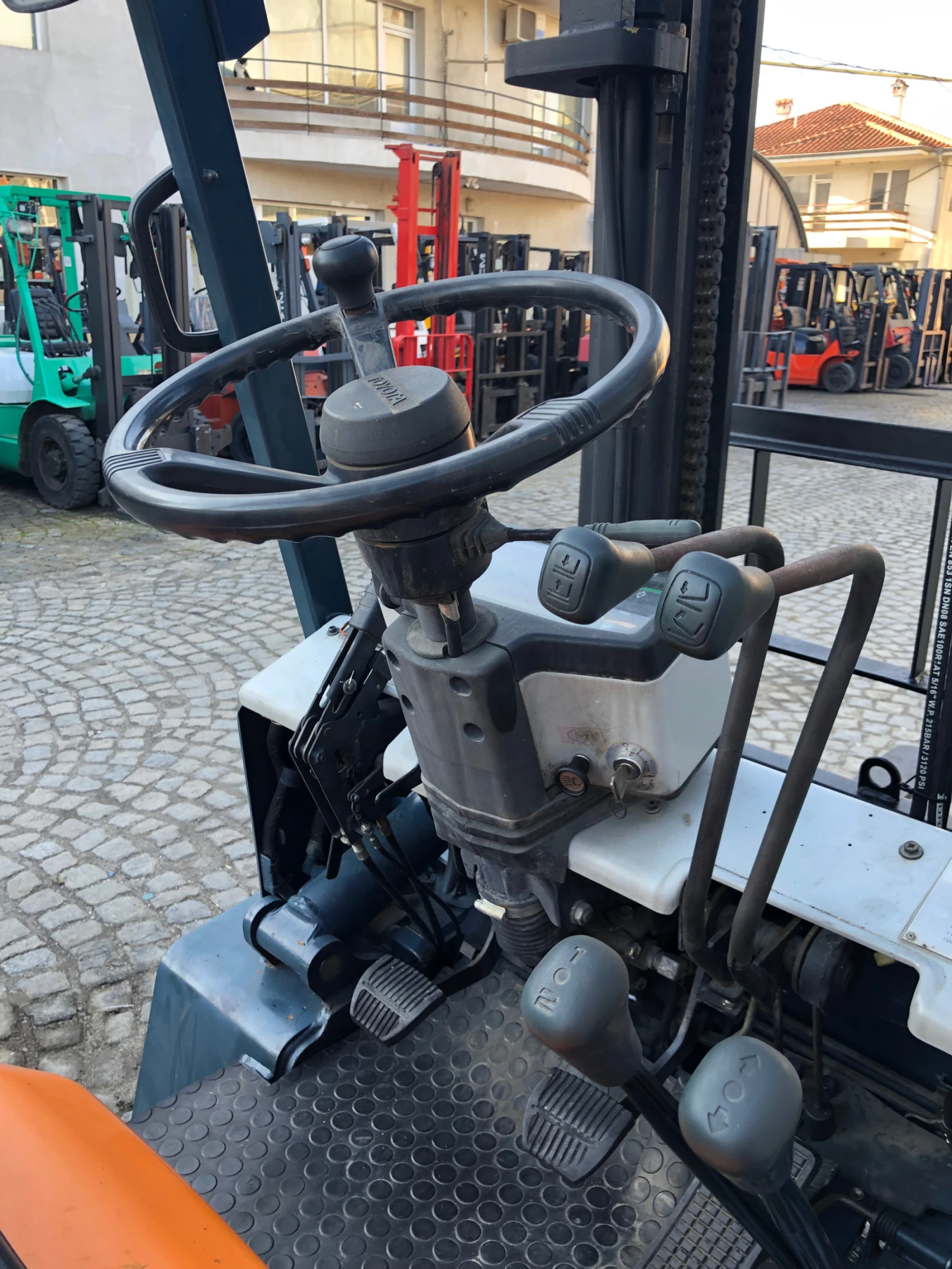  Toyota | Mobile.bg   3