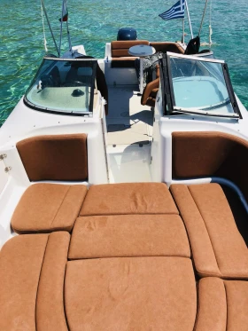 Моторна яхта Chris Craft 262 SD, снимка 5