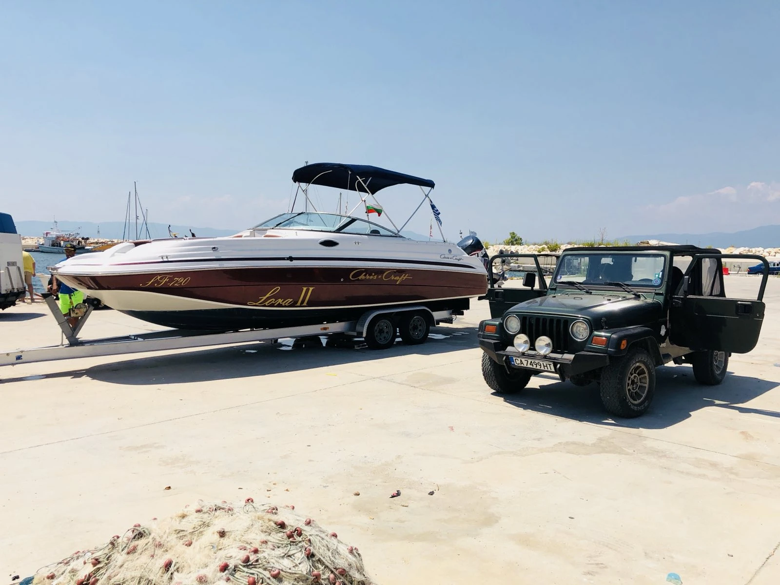 Моторна яхта Chris Craft 262 SD, снимка 2 - Воден транспорт - 54576423