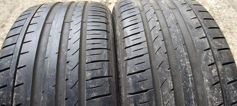 Гуми Летни 225/45R19, снимка 3 - Гуми и джанти - 33067523