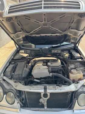 Mercedes-Benz E 200 Mercedes E200 Газ/Бензин, снимка 12