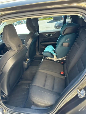 Volvo V60 D4, снимка 12
