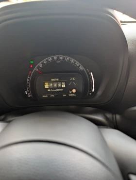 Toyota Aygo X-Cross, снимка 10