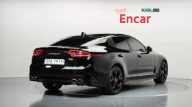 Kia Stinger 3.3 Turbo AWD GT* HUD* 360* ОБДУХВ* НАВИ, снимка 2