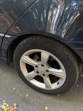Mercedes-Benz C 220 Avangarde, снимка 2