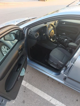 Ford Focus 1.4i LPG, снимка 9