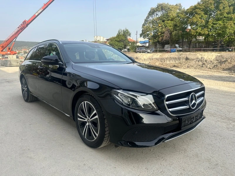 Mercedes-Benz E 220 E220, снимка 1 - Автомобили и джипове - 42441778