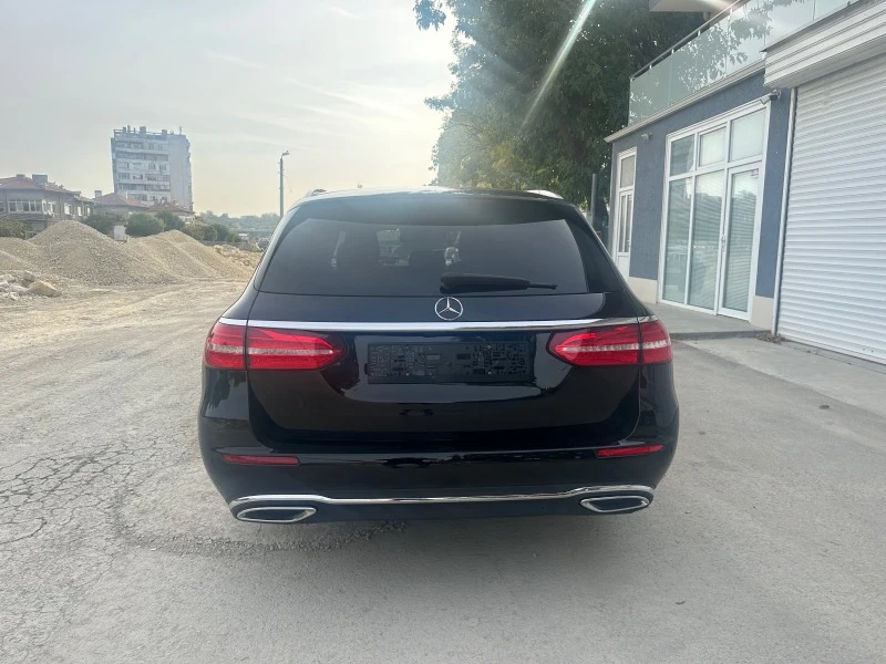 Mercedes-Benz E 220 E220, снимка 5 - Автомобили и джипове - 42441778