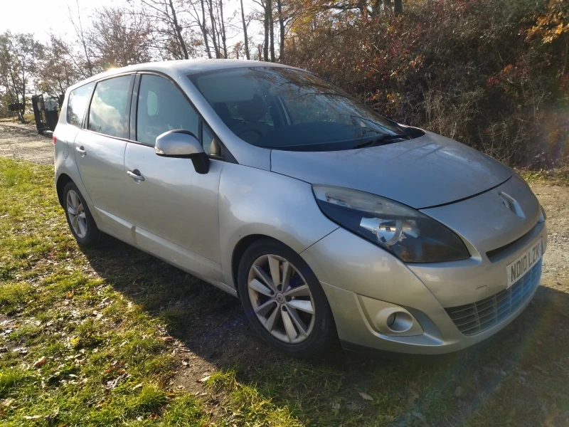 Renault Grand scenic, снимка 2 - Автомобили и джипове - 47994563