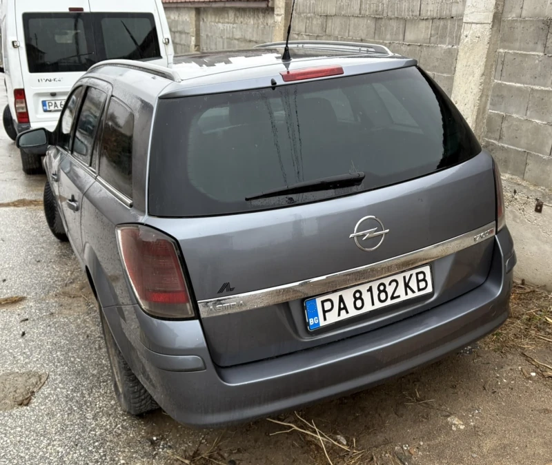 Opel Astra, снимка 8 - Автомобили и джипове - 48194537