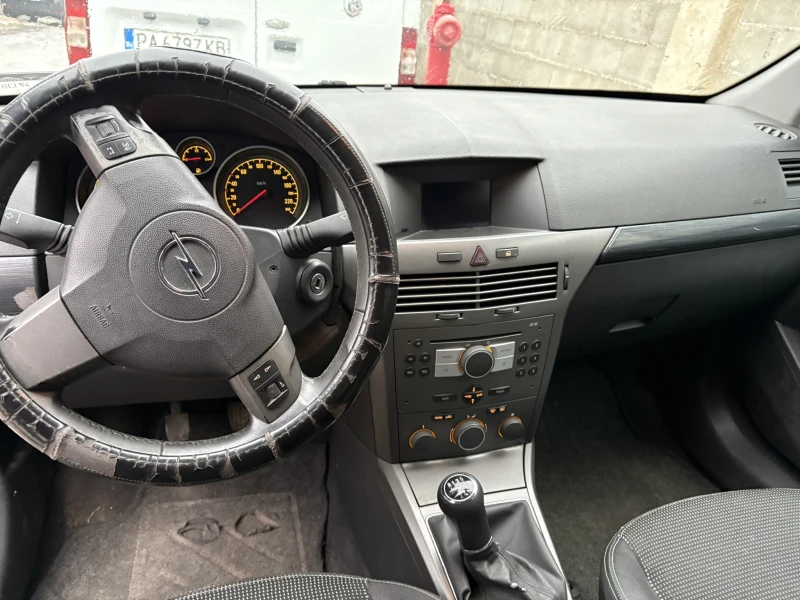 Opel Astra, снимка 5 - Автомобили и джипове - 48194537