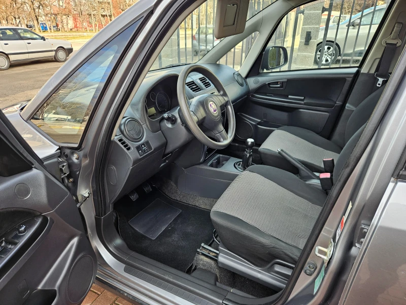 Fiat Sedici 1.6 бензин, 120к.с., 4х4, Facelift!, снимка 7 - Автомобили и джипове - 48660547