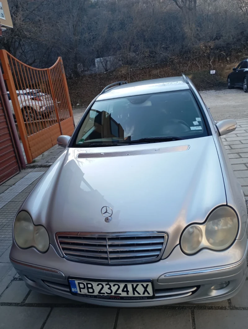 Mercedes-Benz C 220 C 220 cdi, снимка 2 - Автомобили и джипове - 49110123