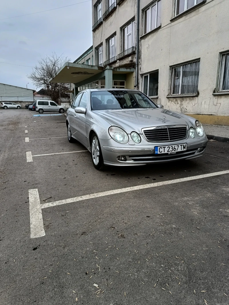 Mercedes-Benz E 280 Avantgarde, снимка 3 - Автомобили и джипове - 49483518