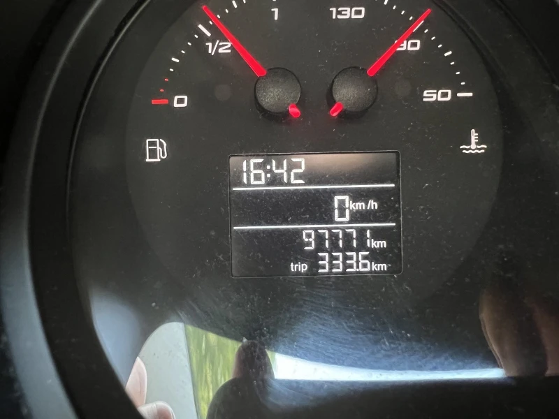 Seat Leon 1.2 TSI | 6 ск. | 99.000 км | Сервизна история, снимка 15 - Автомобили и джипове - 53002260